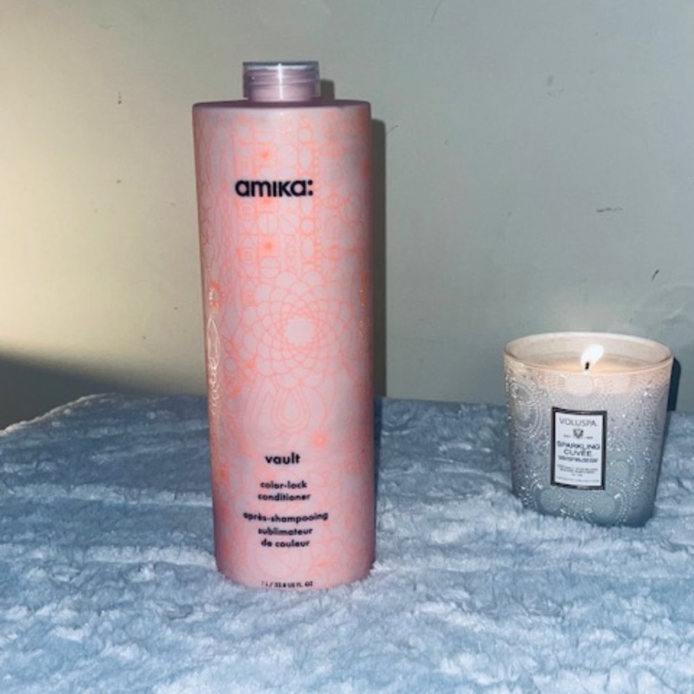 Amika Vault Color-Lock Conditioner